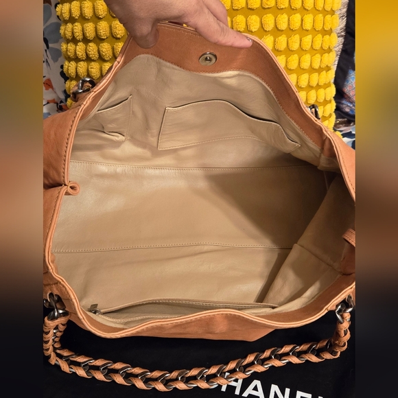 Beautiful Gently used Chanel bag with Chain detailed Straps! - Picture 13 of 16